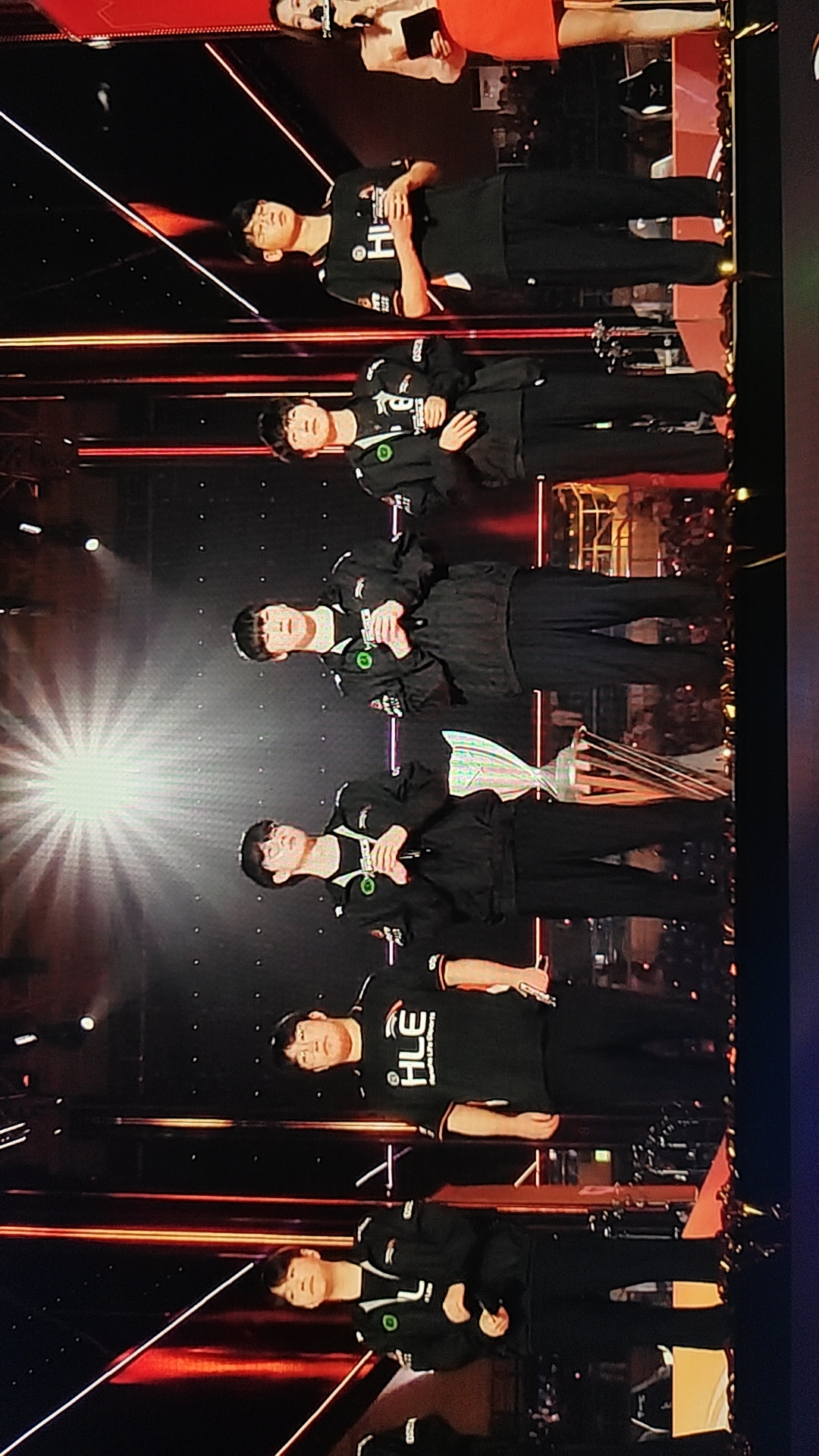 开云-德国男篮险胜凯尔特人，萨博尼斯高光表现