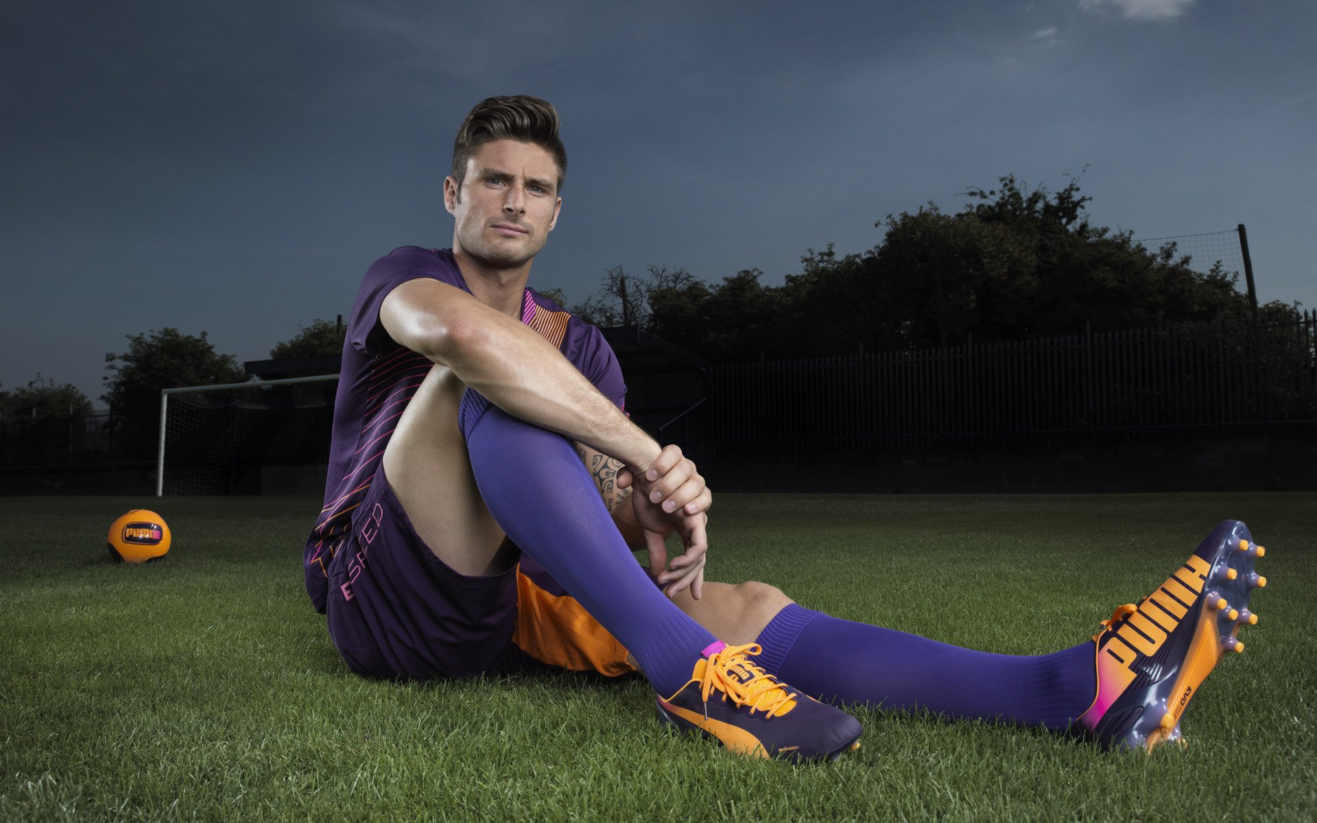 开云官网-草根逆袭！澳洲奇迹掀翻巴萨，劳塔罗再证大场面先生本色